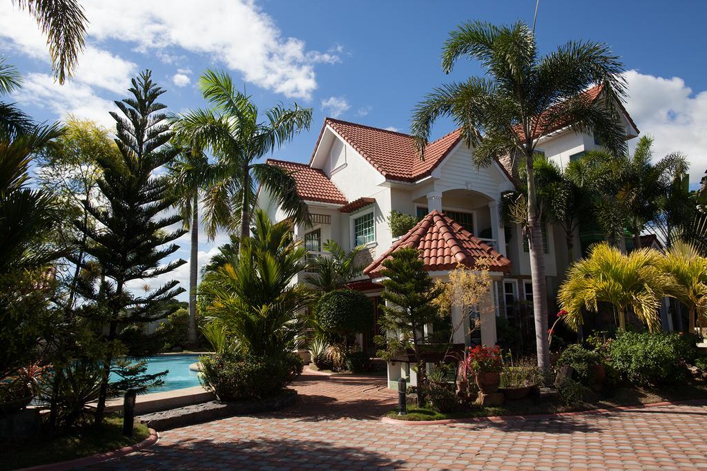 Sir Nico Guesthouse And Resort Plaridel  Exterior photo